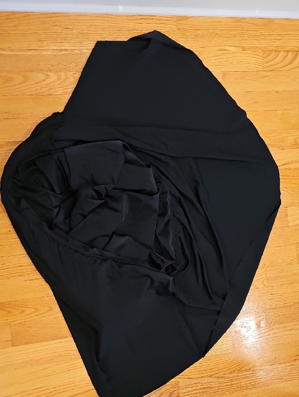 Torrid Black V-Neck Swimsuit SIZE 6X with an overlay skirt - Picture 8 of 8